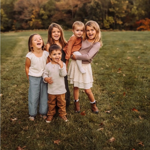 Meet your Posher, Lauren - Picture 6 of 16